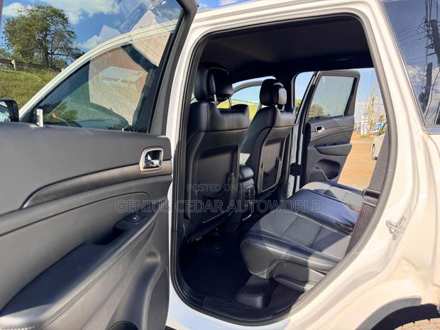 Jeep Grand Cherokee 2016 White
