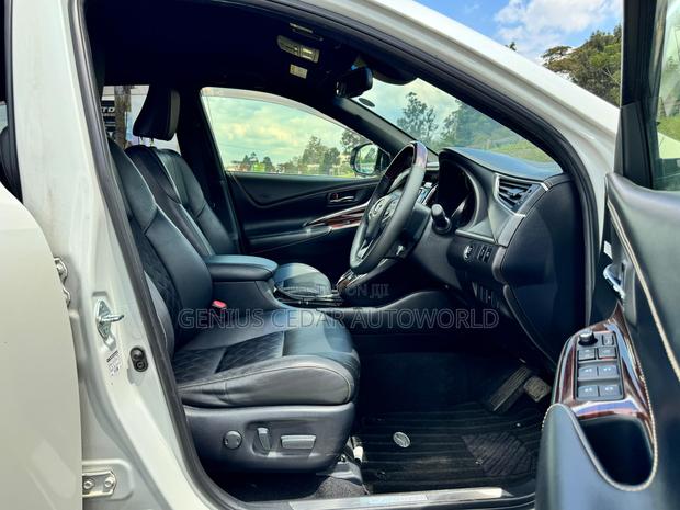 Toyota Harrier 2017 White