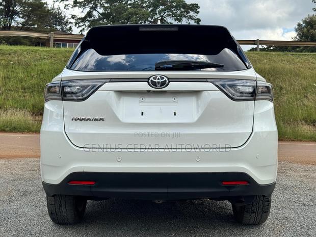 Toyota Harrier 2016 White