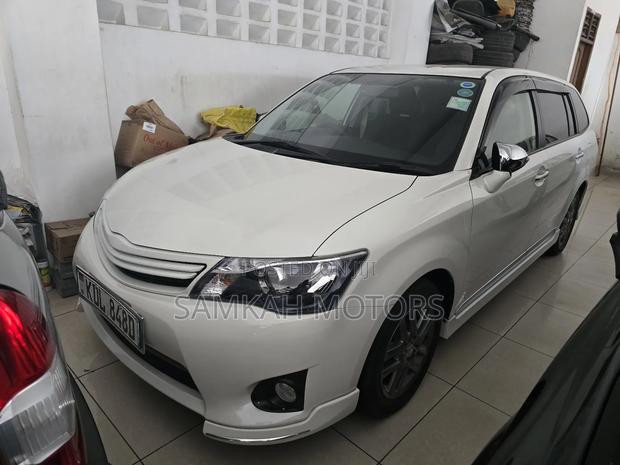 Toyota Corolla Fielder 2016 White