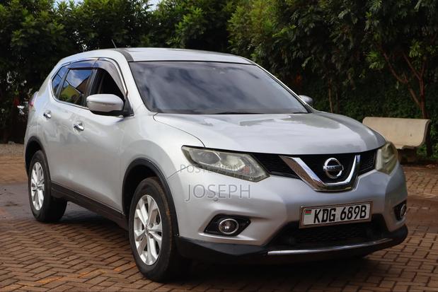 Nissan X-Trail 2.0 Petrol AWD 2014 Silver
