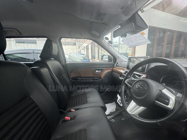 Daihatsu Cast 2018 Black