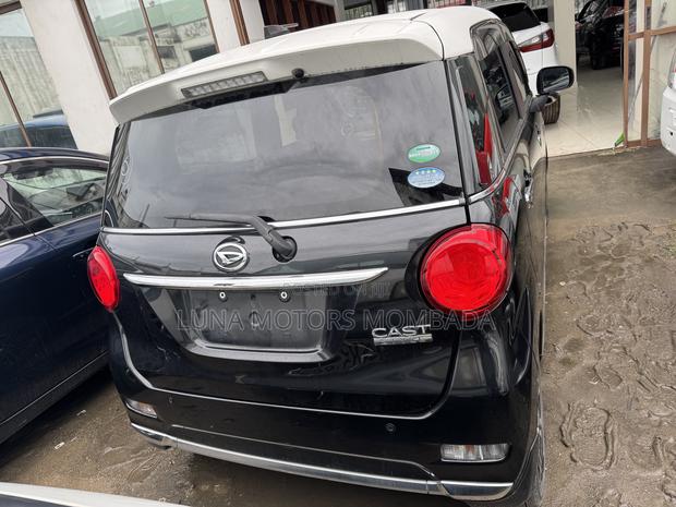 Daihatsu Cast 2018 Black