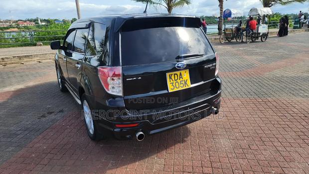 Subaru Forester 2012 Black