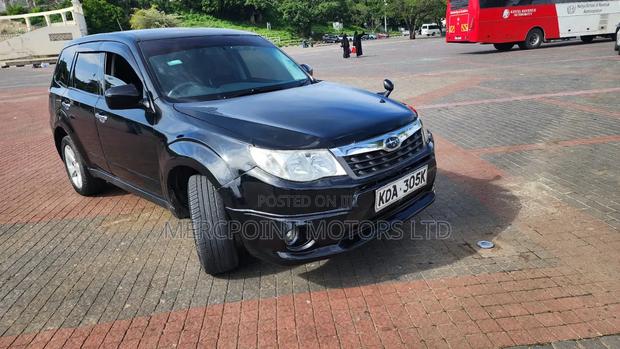 Subaru Forester 2012 Black