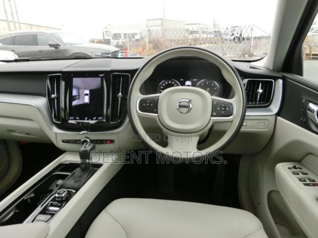 Volvo XC60 T5 Inscription AWD 2019 Blue