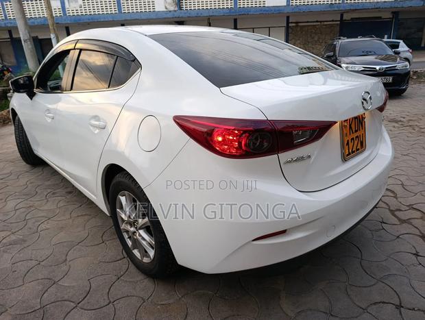 Mazda Axela 2016 White