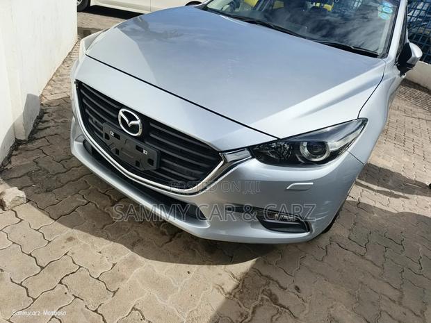 Mazda Axela 2018 Gray