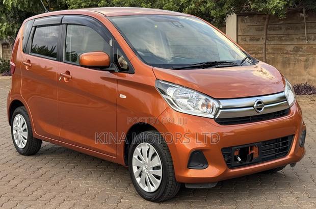 Nissan Dayz 2018 Orange