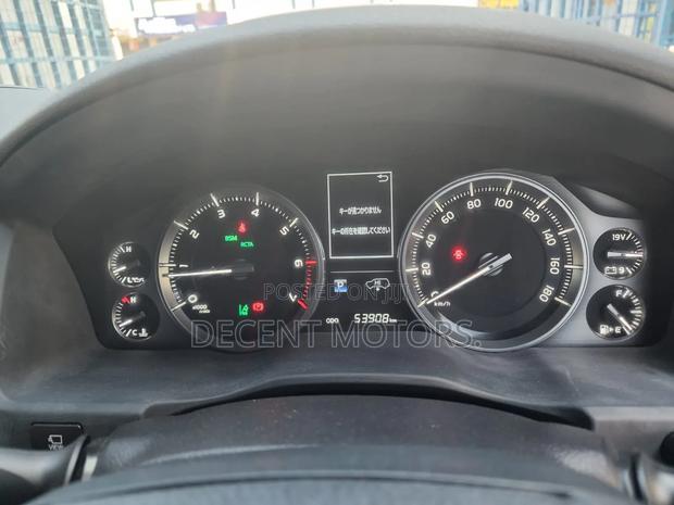 Toyota Land Cruiser 4.5 V8 TD 2018 Silver
