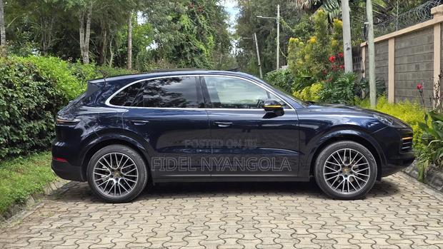 Porsche Cayenne Base AWD 2018 Blue
