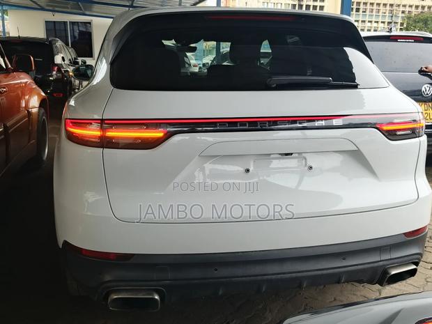 Porsche Cayenne Platinum Edition AWD 2018 White