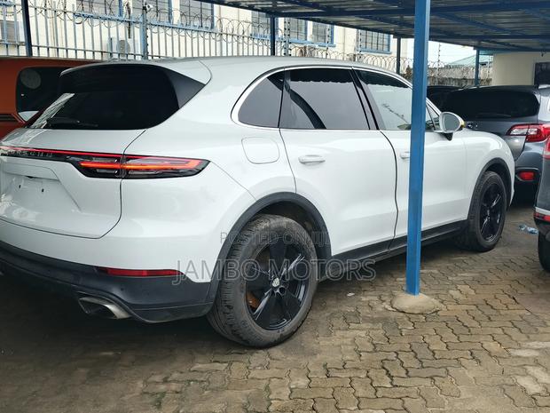 Porsche Cayenne Platinum Edition AWD 2018 White