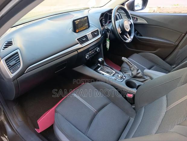 Mazda Axela 2017 Gray