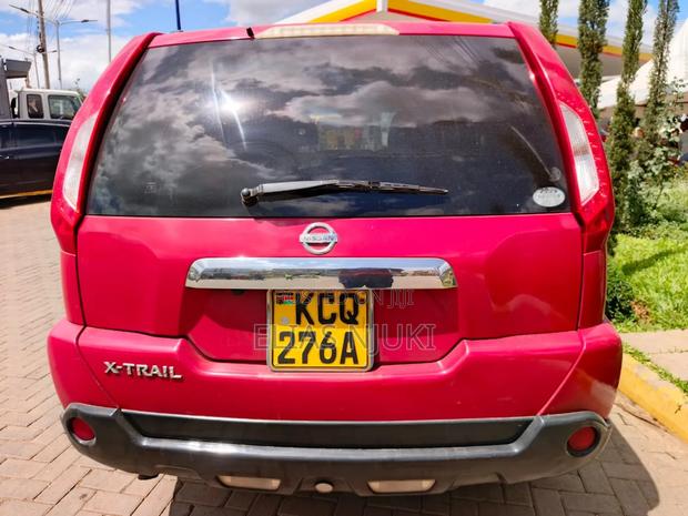 Nissan X-Trail 2.0 Petrol XE 2012 Red