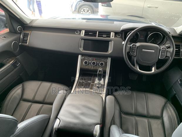 Land Rover Range Rover Sport SE 2018 Matt Black