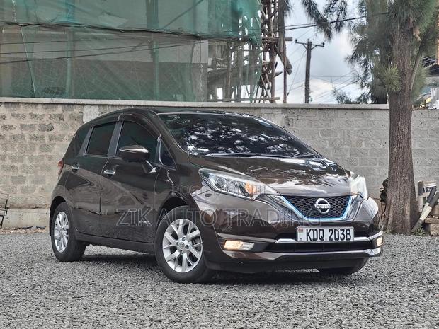 Nissan Note 2017 Brown