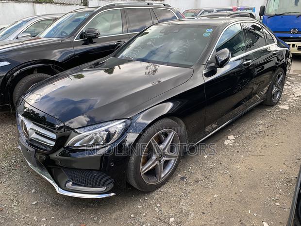 Mercedes-Benz C180 2018 Matt Black