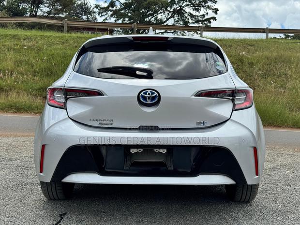 Toyota Corolla 2018 Silver