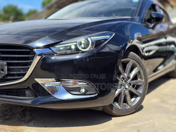 Mazda Axela 2018 Black
