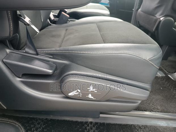 Toyota Noah 2018 White
