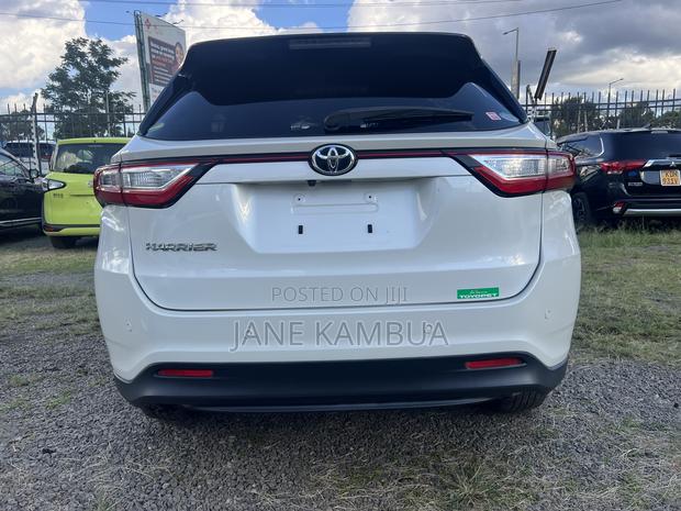 Toyota Harrier 2019 White