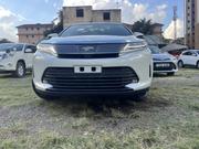 Toyota Harrier 2019 White for sale