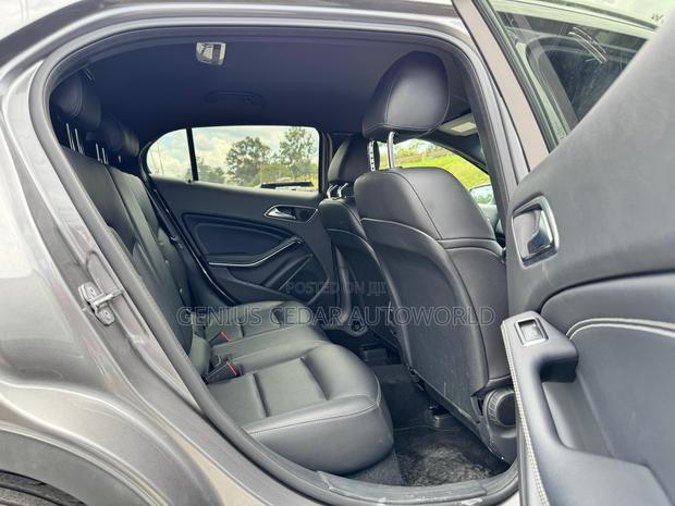 Mercedes-Benz GLA-Class 2018 Gray