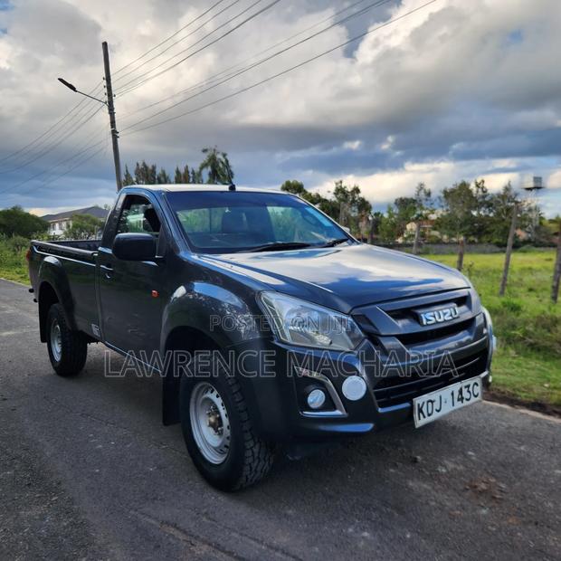 Isuzu D-MAX 2022 Gray