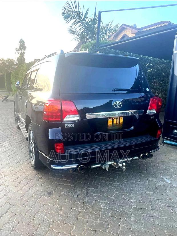 Toyota Land Cruiser 2014 Black