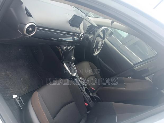 Mazda 2 2019 Gray