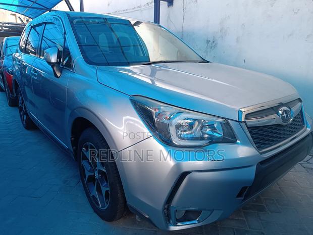 Subaru Forester 2.0XT Touring AWD 2018 Silver