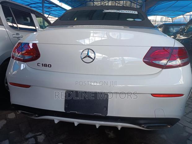 Mercedes-Benz C180 2018 Pearl