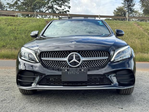 Mercedes-Benz C200 2019 Black