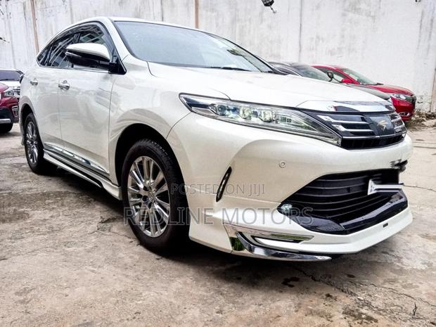 Toyota Harrier 2018 White