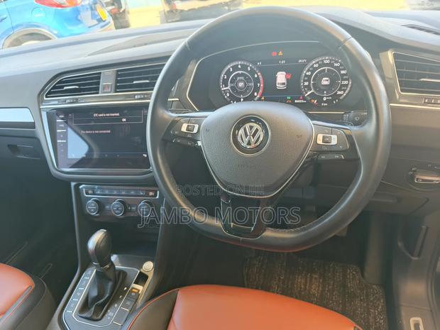 Volkswagen Tiguan 2.0T SE AWD 4MOTION 2019 Gray