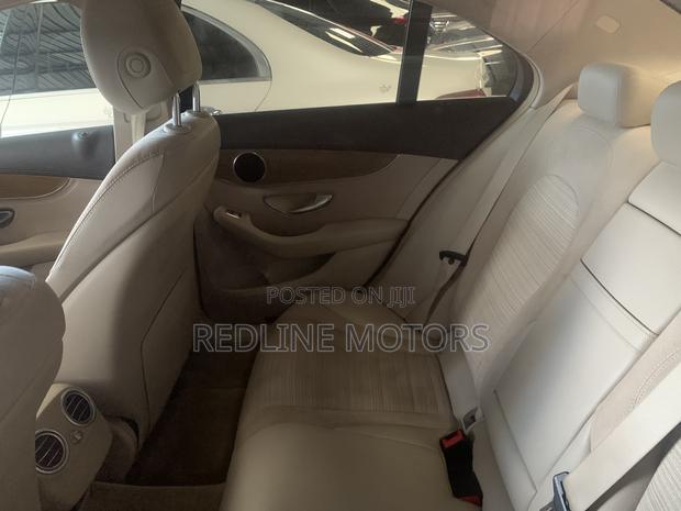 Mercedes-Benz C200 2015 Red
