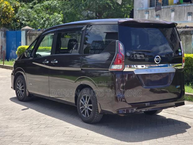 Nissan Serena 2018 Purple