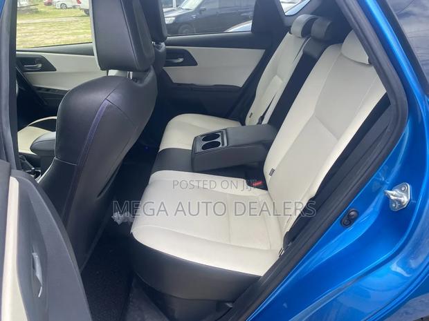 Toyota Auris 2018 Blue