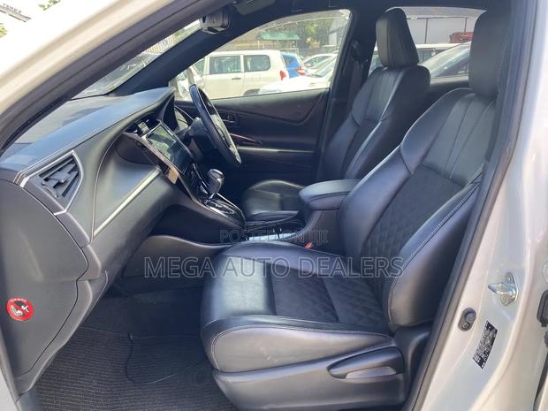 Toyota Harrier 2018 White