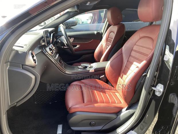 Mercedes-Benz C200 2018 Black