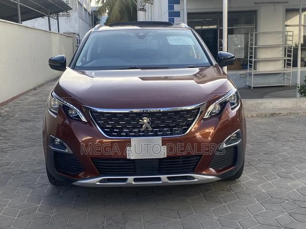 Peugeot 3008 2018 Brown