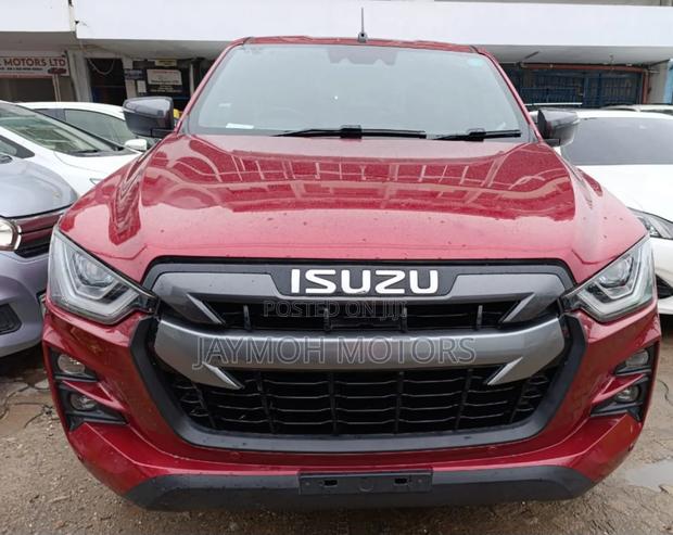 Isuzu D-MAX 2022 Red