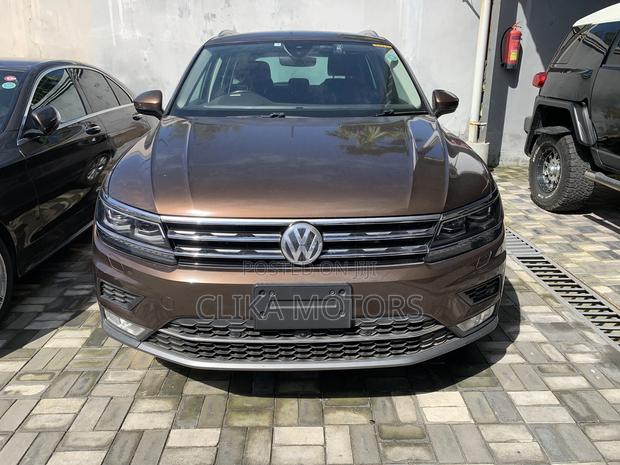 Volkswagen Tiguan 2.0T SEL FWD 2018 Brown