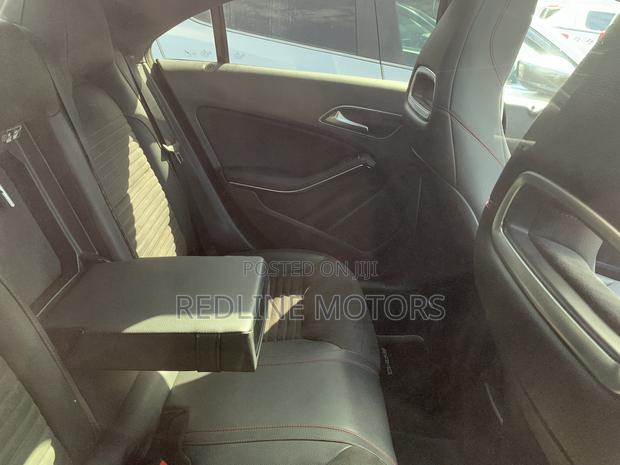 Mercedes-Benz CLA-Class CLA 180 Sedan 2018 Black