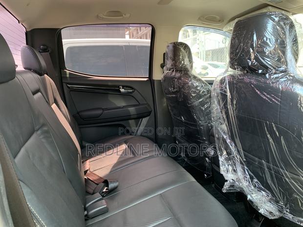 Isuzu D-MAX 2016 Silver