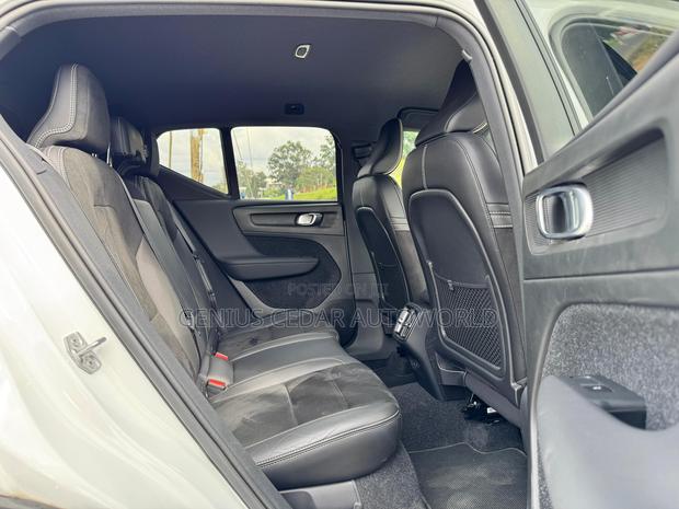 Volvo XC40 2018 White