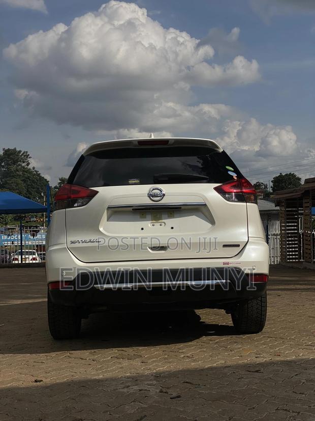 Nissan X-Trail 2018 White