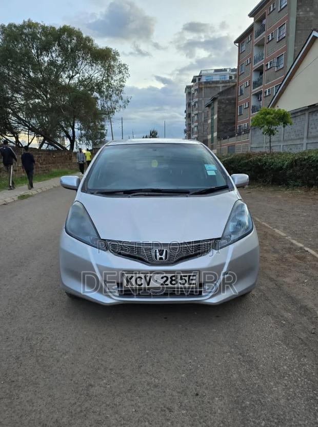 Honda Fit 2012 Gray