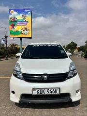 Toyota ISIS 2014 White for sale